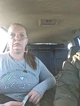 Melissa1994- online show from April 1, 4:15 pm