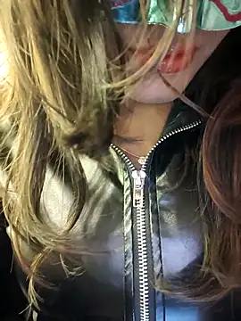 queenniharikaa online show from February 18, 9:52 am