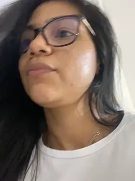 Snapshot of MauraGray chatting on October 13, 10:45 pm MauraGray online show from October 13, 10:45 pm