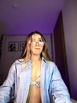 ShelbyHagen online show from September 18, 12:20 am