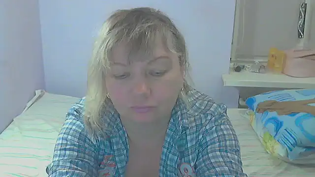 Snapshot of Lusi-777 chatting on October 19, 4:42 pm Lusi-777 online show from October 19, 4:42 pm
