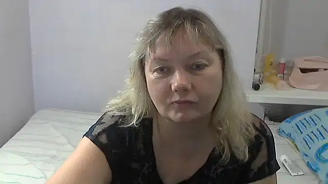 Snapshot of Lusi-777 chatting on October 4, 5:06 pm Lusi-777 online show from October 4, 5:06 pm