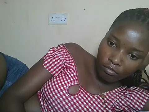 Snapshot of sexyjanett chatting on October 2, 5:07 pm sexyjanett online show from October 2, 5:07 pm