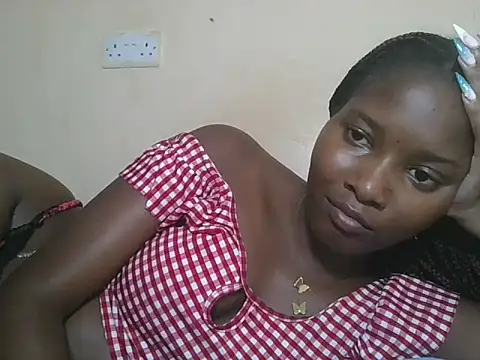 Snapshot of sexyjanett chatting on October 14, 7:38 pm sexyjanett online show from October 14, 7:38 pm