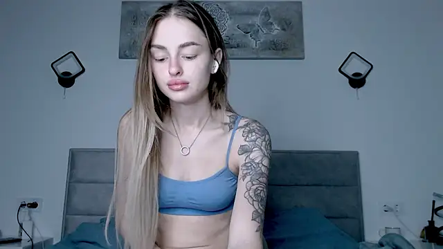 Snapshot of RIta_orr chatting on October 14, 10:18 am RIta orr online show from October 14, 10:18 am