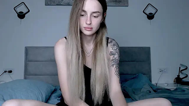 Snapshot of RIta_orr chatting on October 20, 6:33 pm RIta orr online show from October 20, 6:33 pm