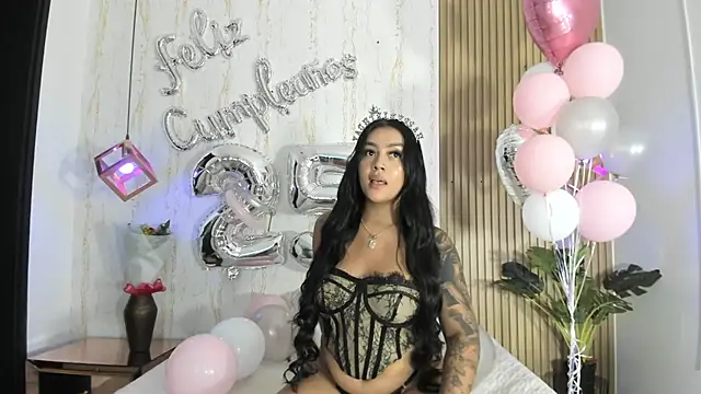 Snapshot of CameronCollins_ chatting on October 29, 8:00 pm CameronCollins online show from October 29, 8:00 pm