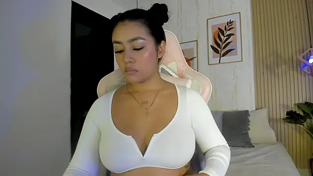 Snapshot of CameronCollins_ chatting on September 27, 8:49 pm CameronCollins online show from September 27, 8:49 pm