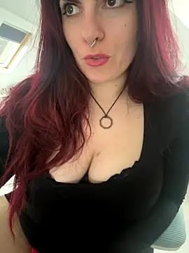 LunaMoongirl online show from October 10, 3:17 pm