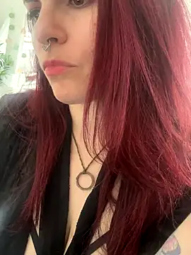 LunaMoongirl online show from September 25, 3:00 pm