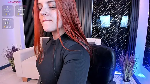 kimbrownn online show from January 14, 11:48 am