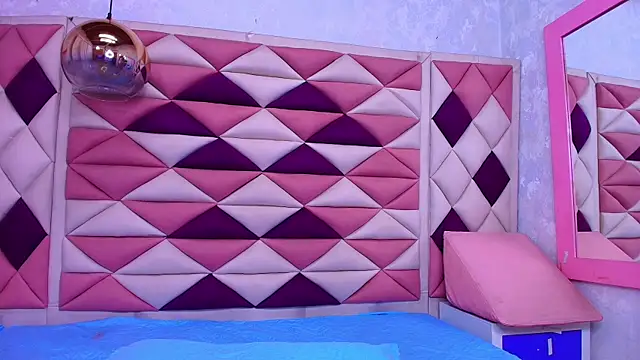 agath 69 online show from October 6, 12:00 pm