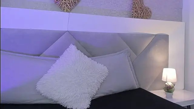 Mariana Joness online show from March 16, 2:47 am