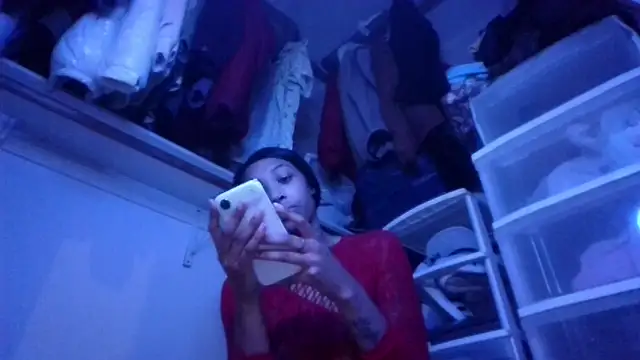 Snapshot of sexybribri@xh chatting on October 3, 6:40 am sexybribrixh online show from October 3, 6:40 am