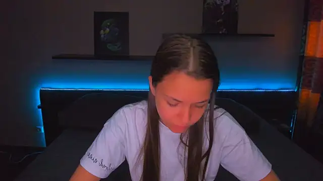 AlexaBarkley online show from May 19, 2:18 am