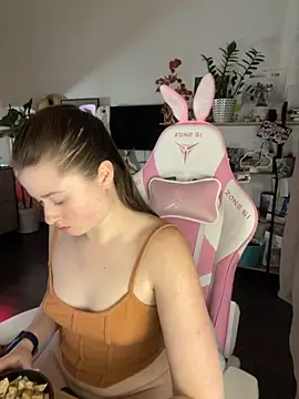 sweetest pie online show from October 4, 5:50 pm