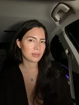 clairewntr online show from November 13, 9:58 pm