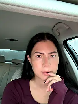 clairewntr online show from October 12, 4:31 pm