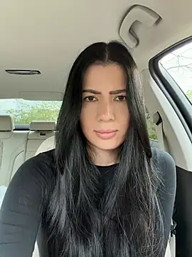 clairewntr online show from April 12, 4:54 pm