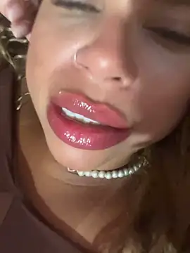 pimenta gaby online show from June 12, 2:03 pm