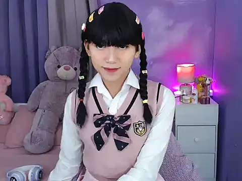 urlovelyfreya online show from October 10, 5:29 pm