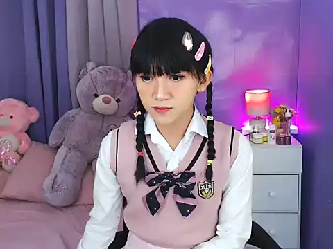 urlovelyfreya online show from October 9, 5:28 pm