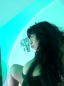 karlablue  online show from September 27, 2:08 am