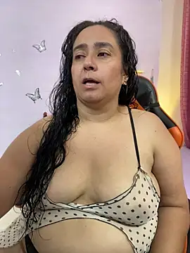 agathaxxx-69 online show from May 9, 8:44 pm