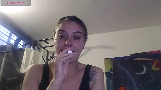 Snapshot of mariecam420 chatting on September 14, 8:29 pm mariecam420 online show from September 14, 8:29 pm