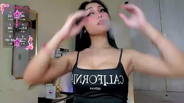 Snapshot of Brownskin_Dollxoxo chatting on September 30, 8:24 pm Brownskin Dollxoxo online show from September 30, 8:24 pm