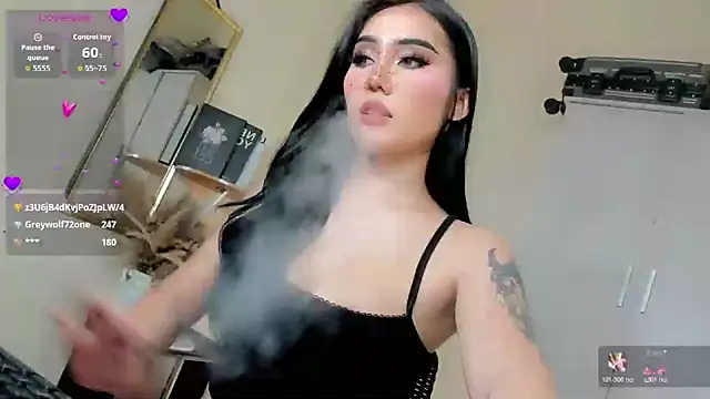 Snapshot of Brownskin_Dollxoxo chatting on November 1, 9:08 pm Brownskin Dollxoxo online show from November 1, 9:08 pm