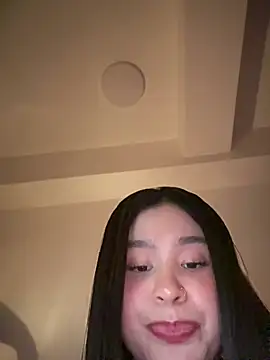 bella parisi online show from April 19, 2:44 am