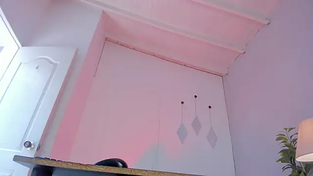 swt-booty online show from September 25, 6:06 pm