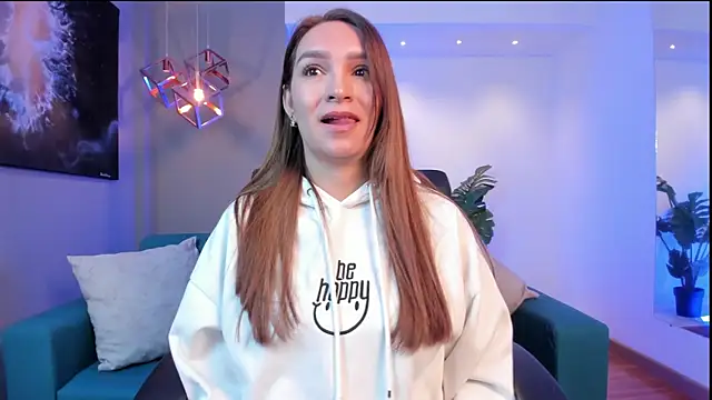 miataylorr1 online show from January 16, 11:50 am