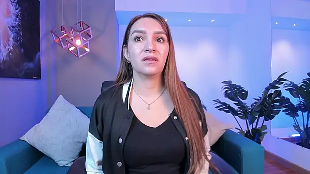 Snapshot of miataylorr1 chatting on October 29, 11:47 am miataylorr1 online show from October 29, 11:47 am