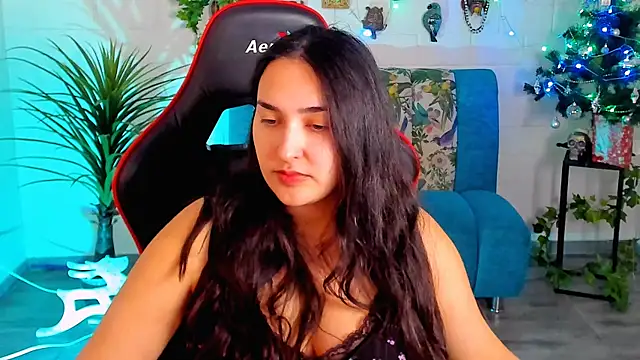 CeceliaJohnson online show from December 18, 8:19 am