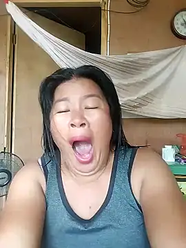 Lovelywoman43 online show from October 1, 6:07 am