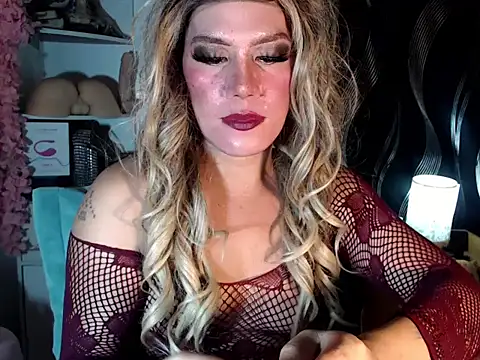 Snapshot of fuckinghot_jessel69 chatting on October 20, 10:18 am fuckinghot jessel69 online show from October 20, 10:18 am