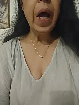 Susannemilf online show from May 8, 6:16 am