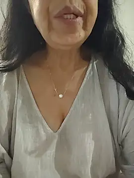 Susannemilf online show from April 28, 3:00 am
