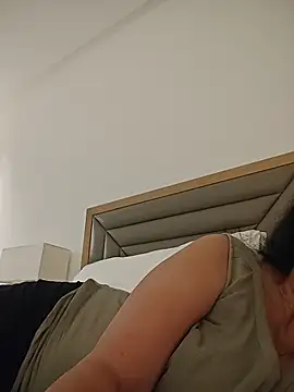Susannemilf online show from May 14, 4:57 pm