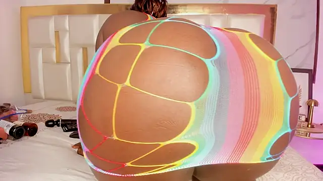 Snapshot of MiaaXXX1 chatting on October 12, 3:09 am MiaaXXX1 online show from October 12, 3:09 am