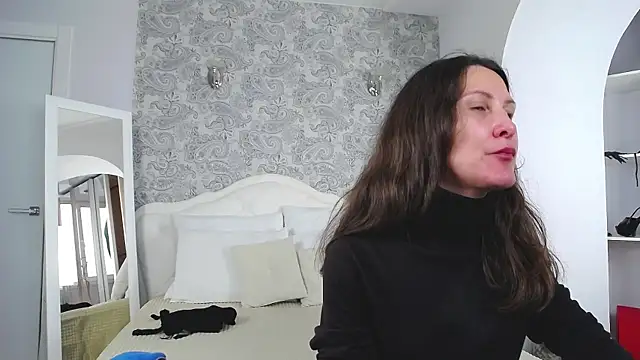 Snapshot of Mistress_Pamela chatting on October 21, 10:41 am Mistress Pamela online show from October 21, 10:41 am