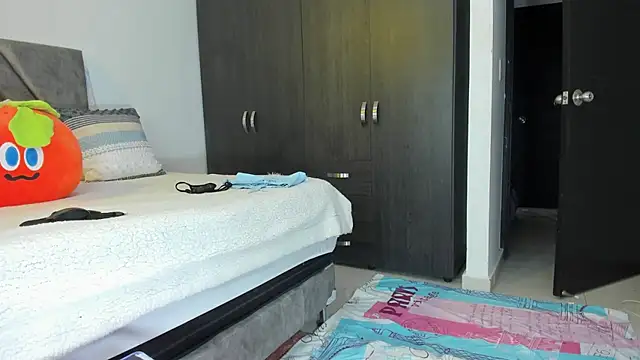 Sweetcocoa- online show from December 19, 12:30 pm