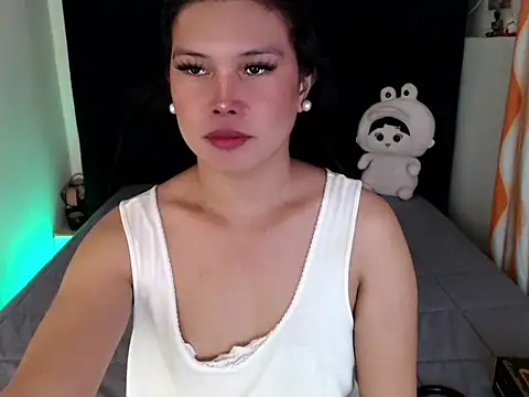 Snapshot of Angelic_Fuckerxxx chatting on October 23, 8:37 pm Angelic Fuckerxxx online show from October 23, 8:37 pm