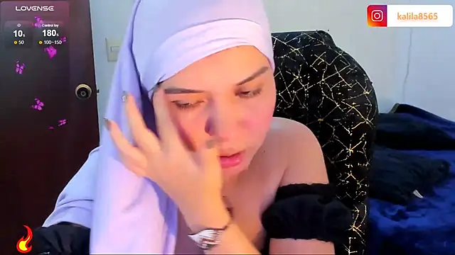 MatchedEyebrow online show from March 20, 9:30 pm