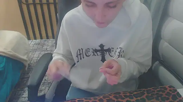 Snapshot of Laco-cO chatting on October 27, 5:08 pm Laco-cO online show from October 27, 5:08 pm