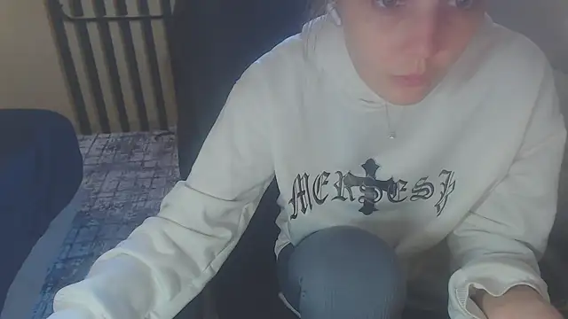 Snapshot of Laco-cO chatting on September 30, 6:19 am Laco-cO online show from September 30, 6:19 am