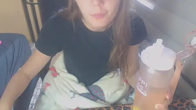 Snapshot of Laco-cO chatting on October 9, 6:50 am Laco-cO online show from October 9, 6:50 am