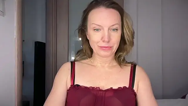 Snapshot of RachellAmazing chatting on October 27, 1:06 pm RachellAmazing online show from October 27, 1:06 pm